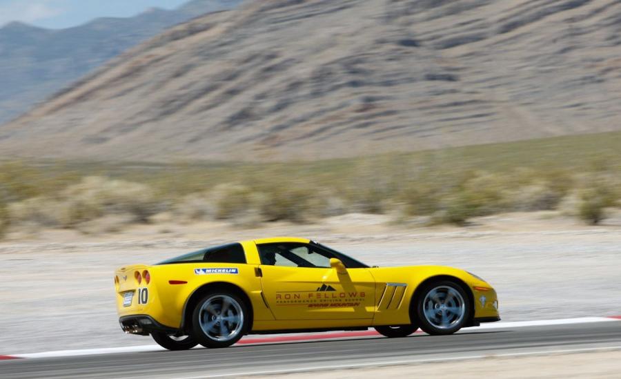  Chevrolet Corvette ZR1 2010 года  (фото 4 из 6)